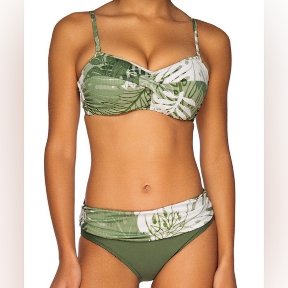 sunsets Other - Sunsets Iconic Twist Swim Suit Size S NWT